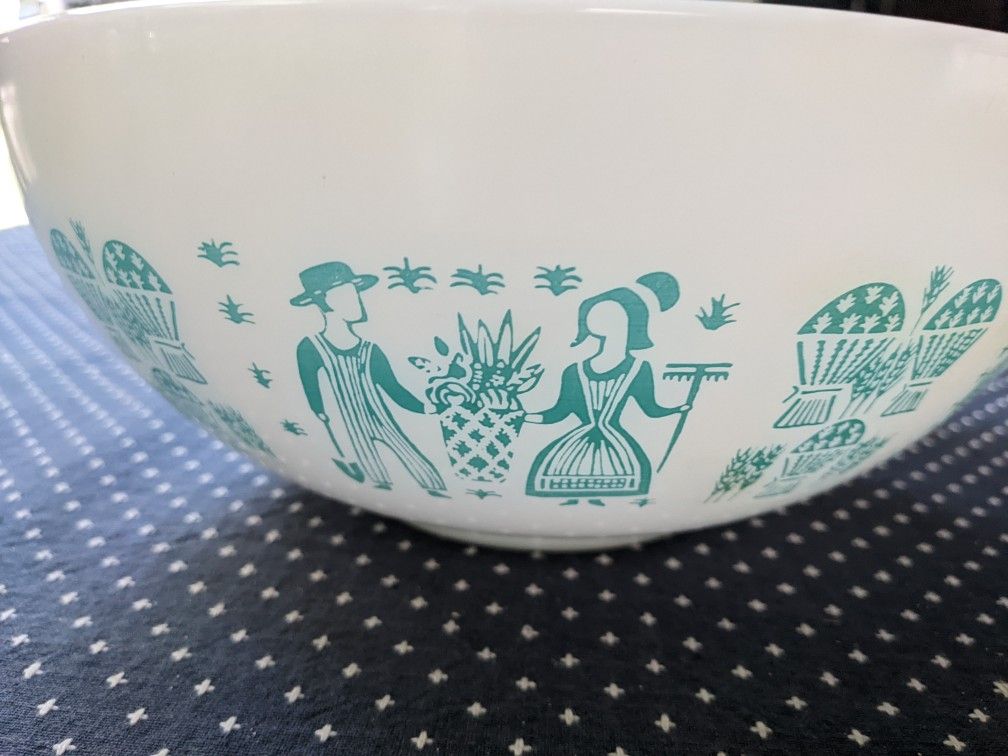 Vintage Pyrex Amish Butterprint Turquoise on White Pattern Nesting Cinderella 2 and 1/2 Quart Mixing Bowl 444