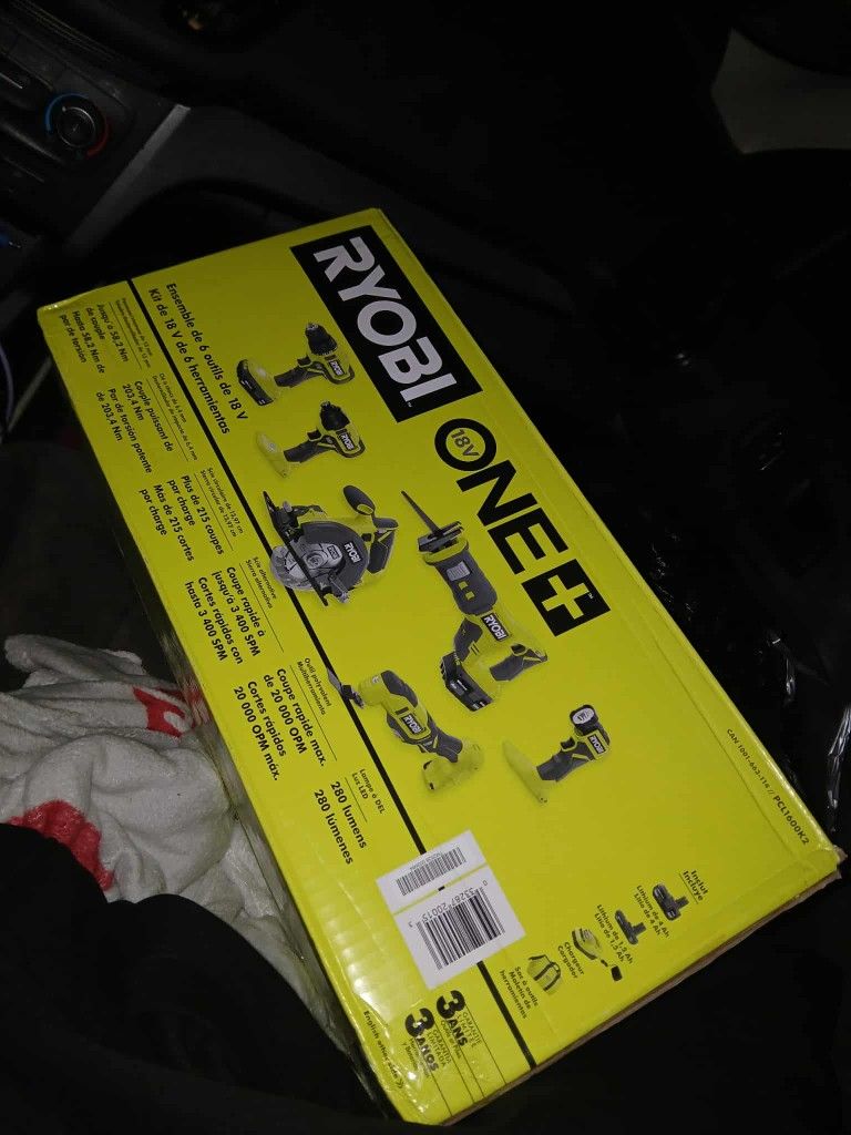 6 Peace Ryobi Set With Two Battries New In Box 