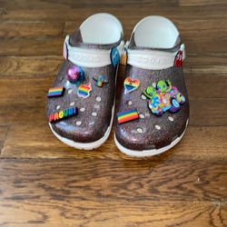 Crocs Classic Translucent Glitter Pride Clog size men’s 10 women’s 12 comes with extra crocs charms use a few times must pick up