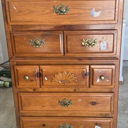 Room Dresser