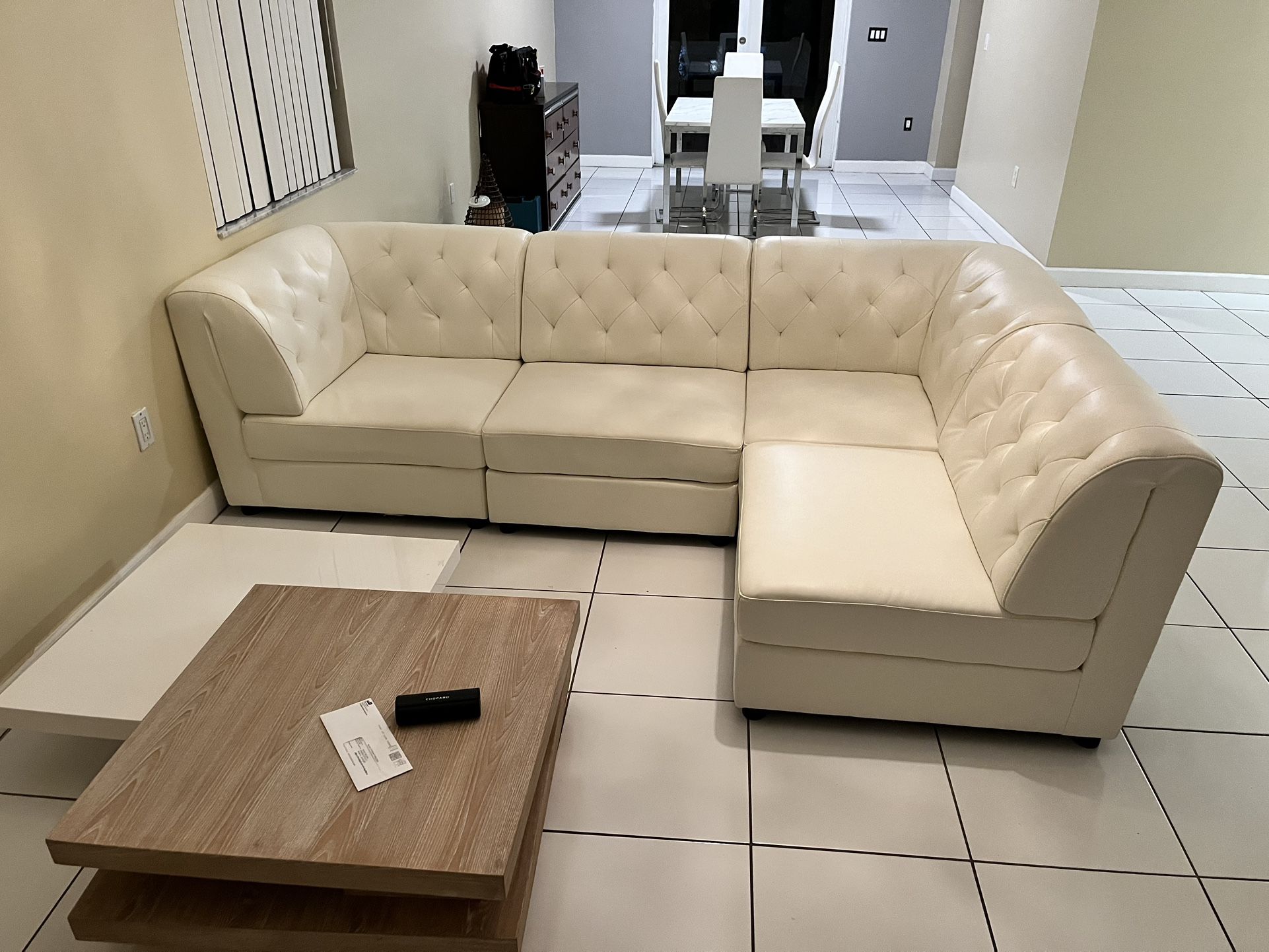 Sectional Couch Leather