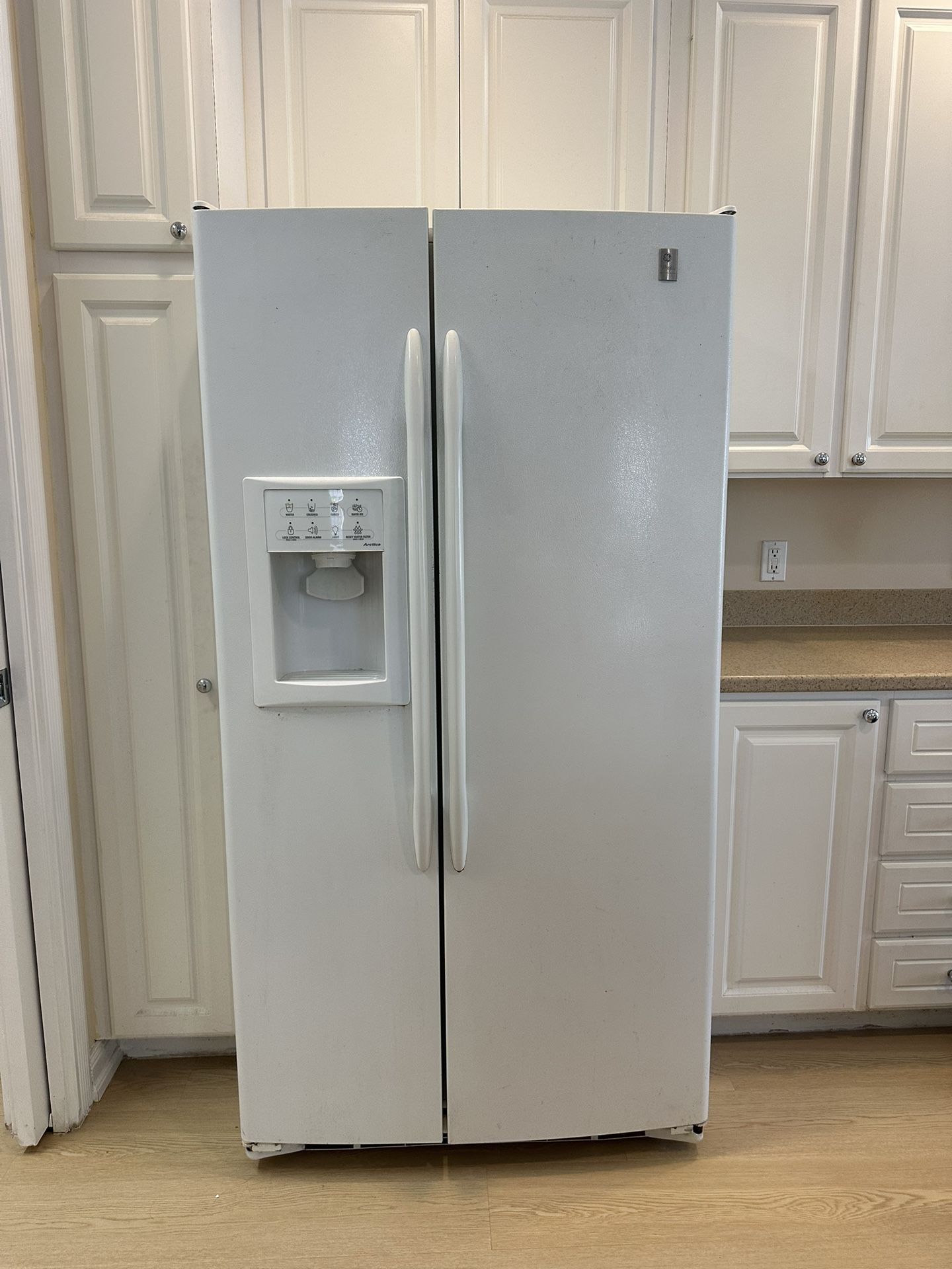 Standard White GE Refrigerator (Delivery Included)