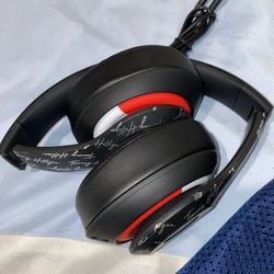 TOMMY HILFIGER HEADPHONES