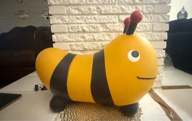 Kids Inflatable Bee Bouncy Ride-On Toy