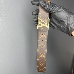 Belts lv