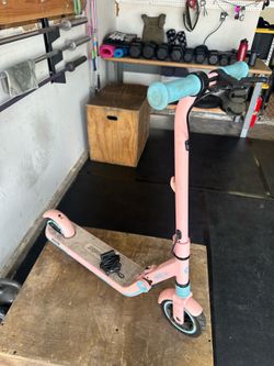 Kids electric scooter