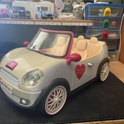 LORI Go Everywhere Convertible Car by Battat with FM Radio