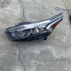 22-23 Kia Forte Lt Headlight