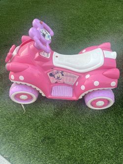 Minnie Mouse 6V Ride On
