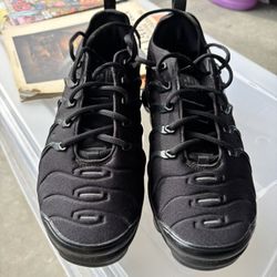 Nike Air VaporMax Plus Men's Shoes Size 10