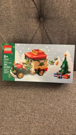 New Lego Santa's Delivery Truck 40746