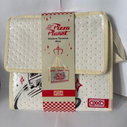 Oxxo Toy Story Pizza Planet Cooler