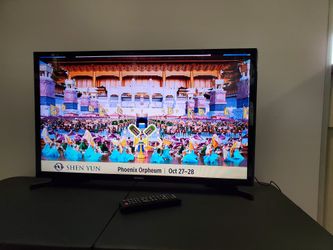 Samsung 32-Inch TV With Remote Control