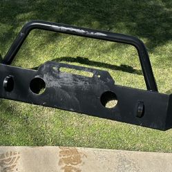 Front Bumper For A Jeep 2005 And Up two doors