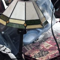 Tiffany Lamp Like New