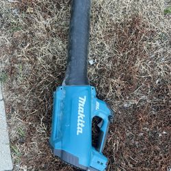 Makita Leaf Blower 
