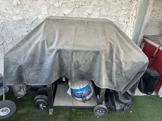 Gas BBQ Grill with Cover and Propane Tank