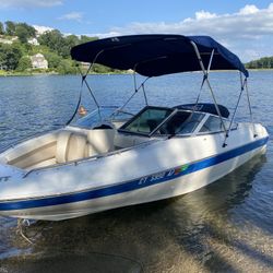 Chris Craft 19 Ft Bow rider Boat