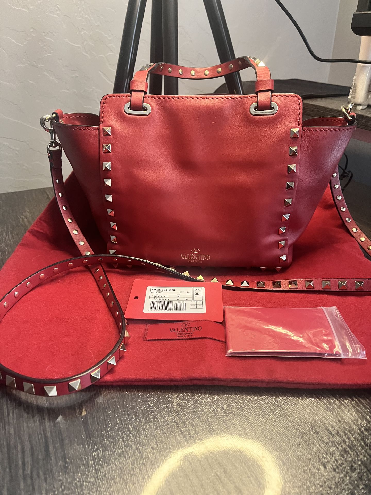 Authentic Valentino Garavani Rockstud Tote/Crossbody