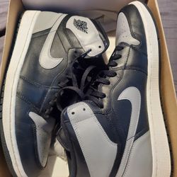 Air Jordan 1 Shadow