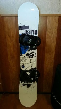 Alibi snowboard all mountain