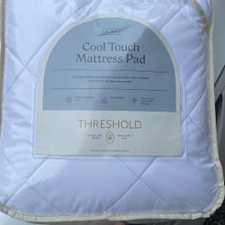 Mattress Topper Queen Cool Touch Pad