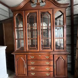 china cabinet by lexington 