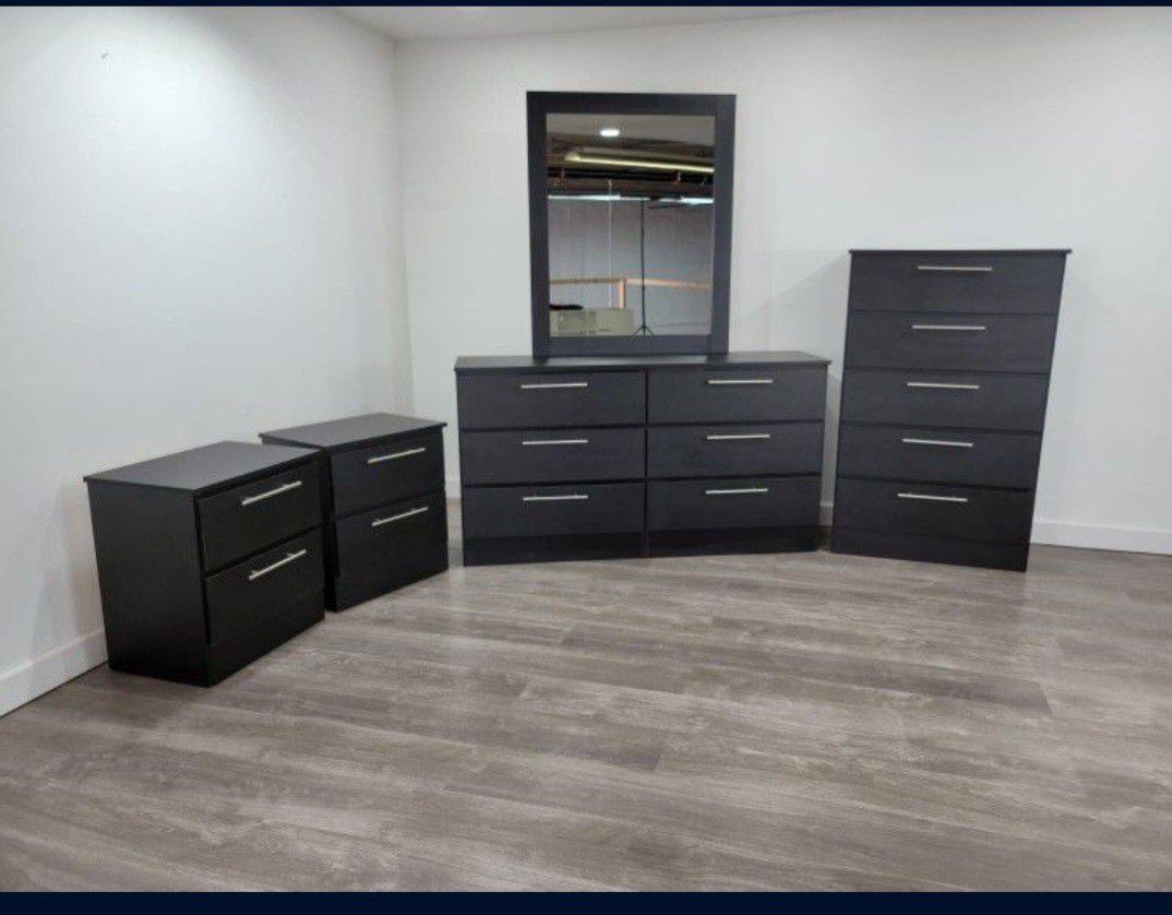 BLACK BEDROOM SETS : DRESSER WITH MIRROR,  CHEST AND TWO NIGHTSTANDS 