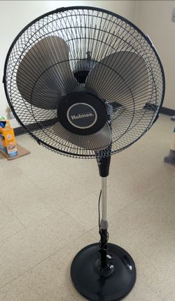 Holmes HSF1610A Oscillating 16" Blade 3 Speed Room Stand Fan Blk
