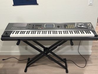 Roland Fantom s88 Keyboard