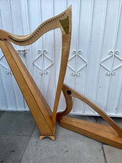 Dusty Strings FH-36 (serial number 0937), handcrafted in Seattle and dated November 22, 1989.