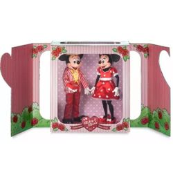 New  12" Mickey Mouse and Minnie Mouse Valentine's Day Limited Edition Doll Set 