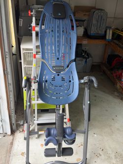 Teeter Inversion Table