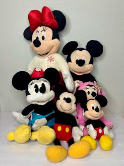 Disney Mickey Minnie Mouse Plush Lot of 6 Vintage Mixed Sizes Holiday Easter