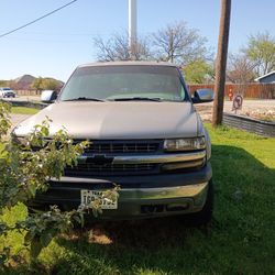 Chvy  2001 Truck 