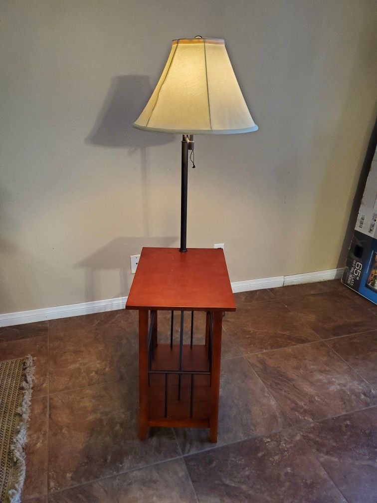Seville Mission Floor Lamp (Warm Springs And Green Valley)
