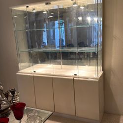Dining Room Display Cabinet 