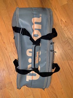 **GOOD CONDITION* Wilson Super Tour 2 Comp L Clash Tennis Bag Black and Red