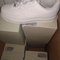 Fresh White's Sizes On Boxes 7-10.5 But They Go Fast Most Size's Available In 