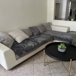 El Dorado couch with pillows 