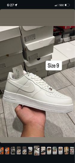 Nike Air Force 1 Low Triple White Size 9
