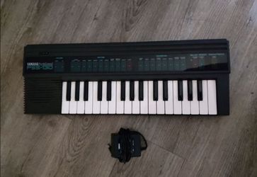 Yamaha PortaSound PSS-130 Keyboard For Sale