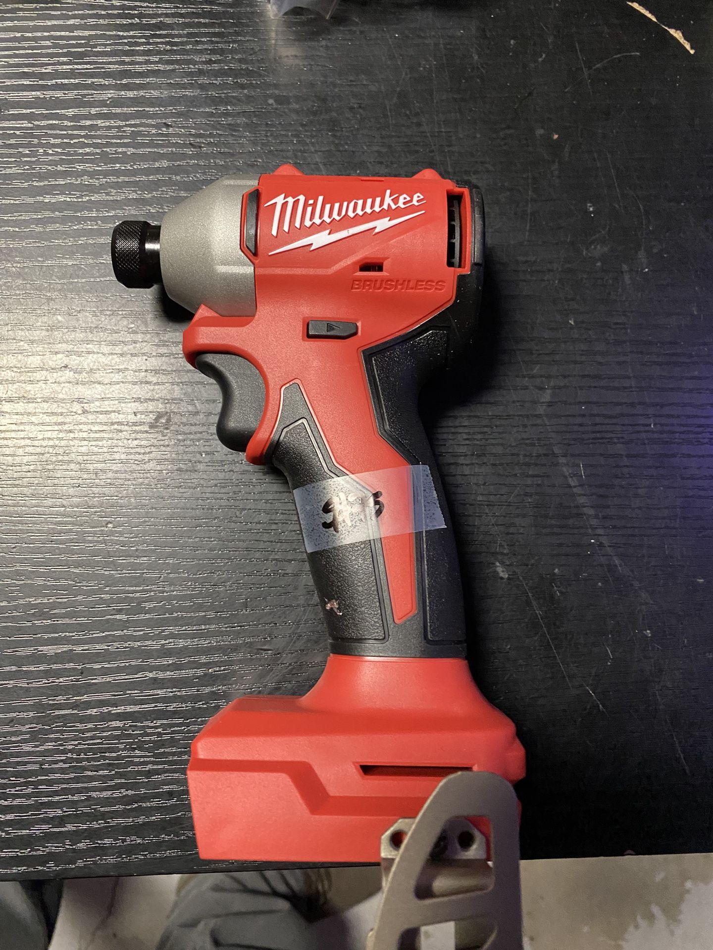 Milwaukee M18 18V Lithium-Ion Brushless Cordless 1/4 in. Compact Impact Driver (Tool Only)