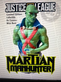 Martian man hunter mini bust. Justice league collectible. Rock statue