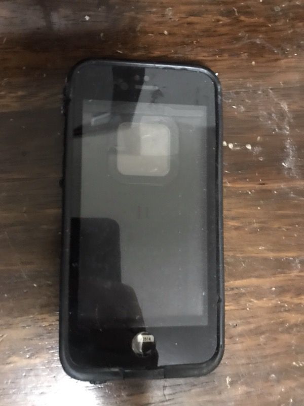 iPhone 6 LifeProof Case