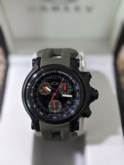 人気通販 OAKLEY Holeshot 限定 腕時計☆ shop.thedivinetales.com
