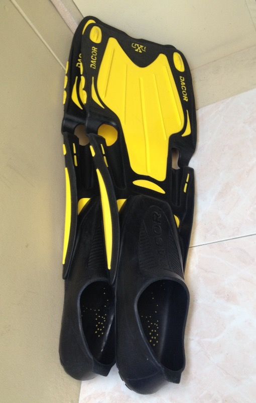 MENS/ DACOR SPEED SCUBA FINS