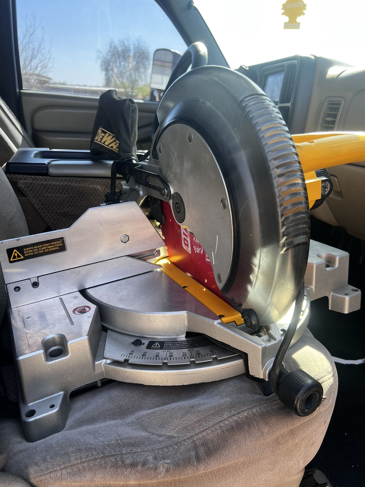 12” Corded dewalt Mitor Saw