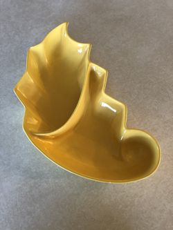 Vintage Frazier California Leaf Dish