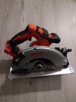 Milwaukee  7 1/4